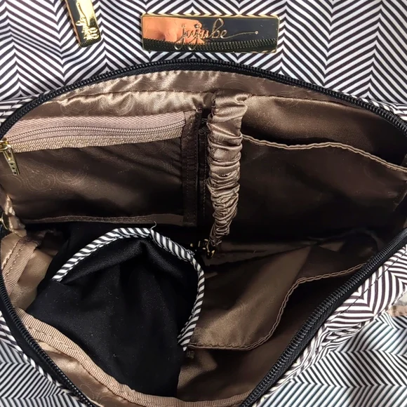 Jujube diaper bag with pacifier holder- The Queen of the Nile print